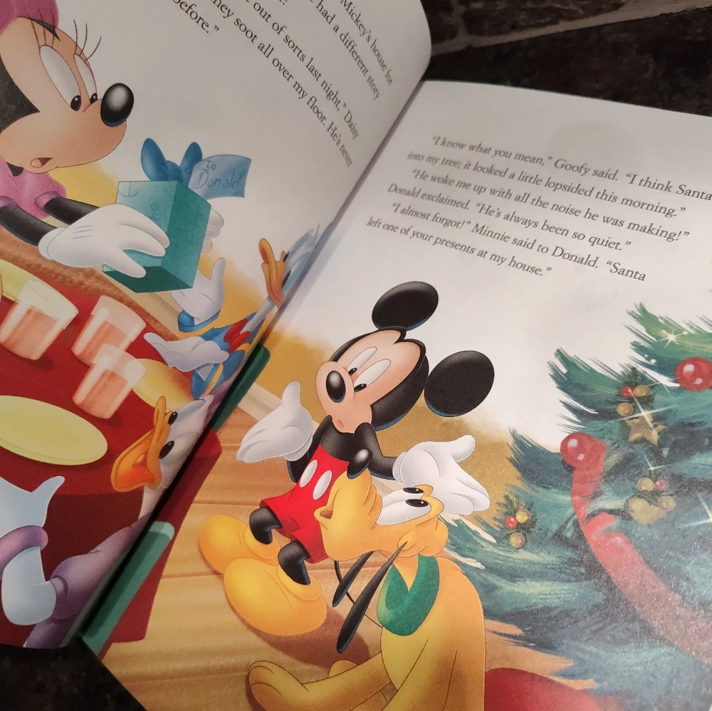 Disney 5 Minute Christmas Stories Book, Hardcover